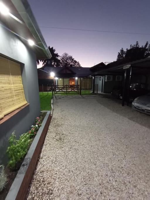 דירות Luis Guillon Escala Ezeiza Loft Con Desayuno מראה חיצוני תמונה