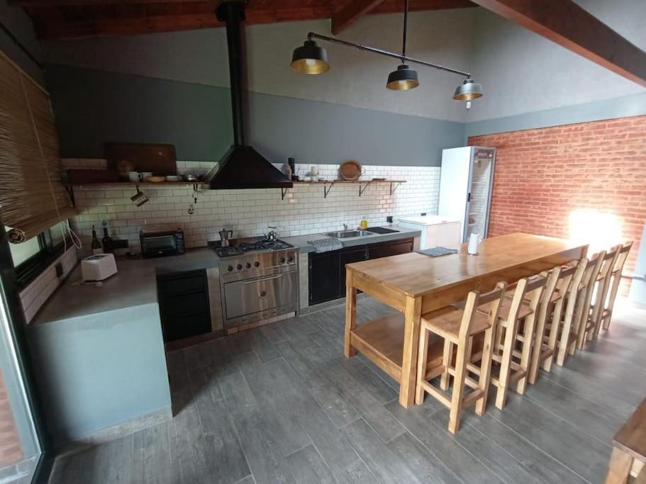 דירות Luis Guillon Escala Ezeiza Loft Con Desayuno מראה חיצוני תמונה