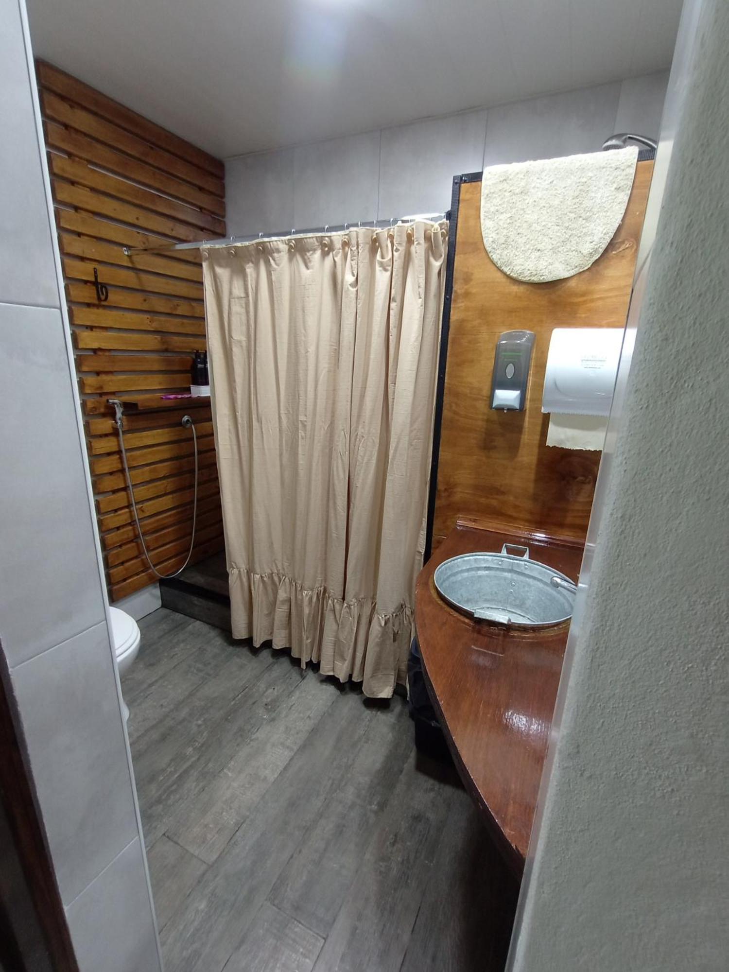 דירות Luis Guillon Escala Ezeiza Loft Con Desayuno מראה חיצוני תמונה