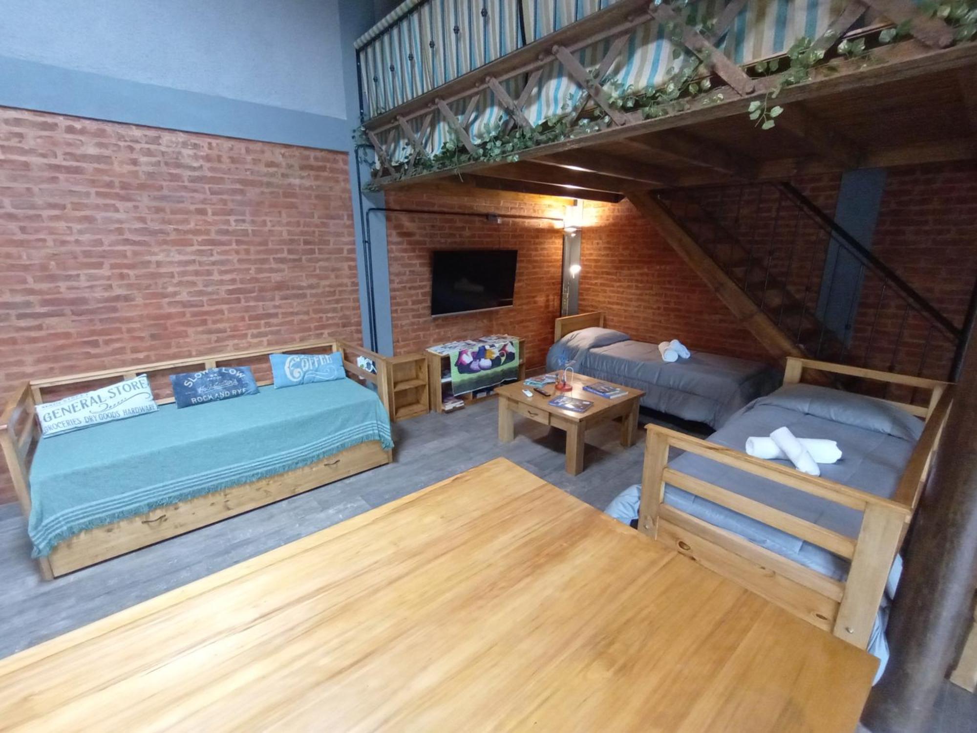 דירות Luis Guillon Escala Ezeiza Loft Con Desayuno מראה חיצוני תמונה
