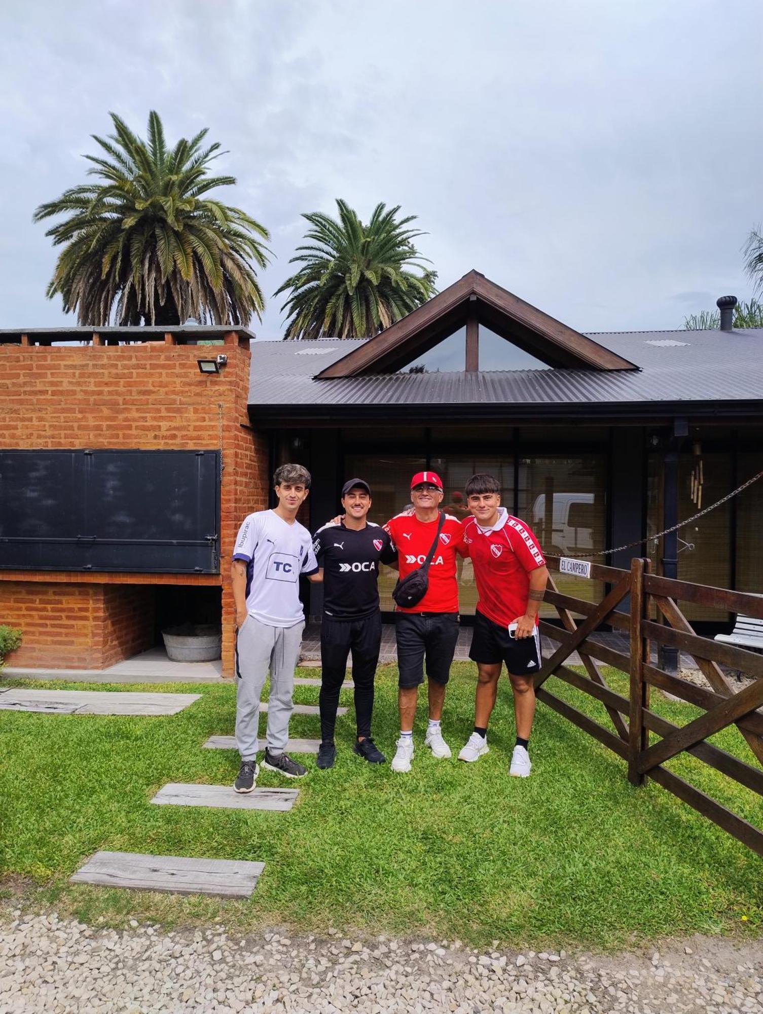 דירות Luis Guillon Escala Ezeiza Loft Con Desayuno מראה חיצוני תמונה